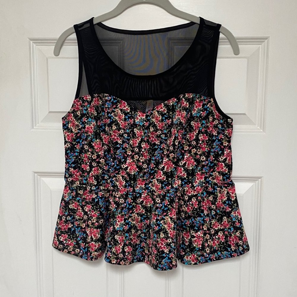 Xhiliration Women's Black Floral Peplum blouse, Size L